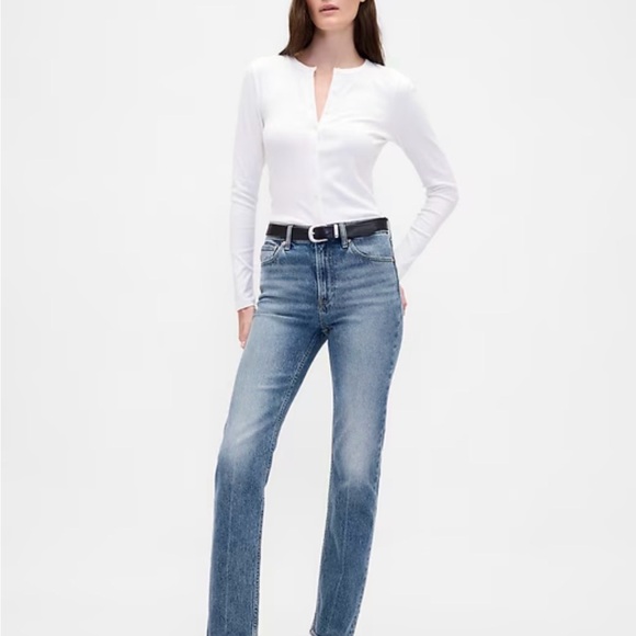 GAP Denim - GAP Women's Straight Leg Blue Jeans